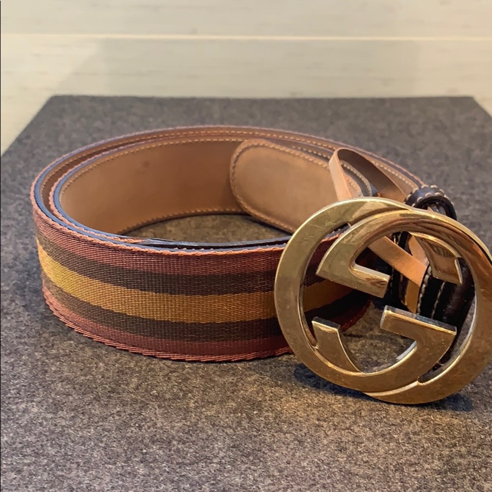 100% authentic Gucci belt size 34 gold buckle